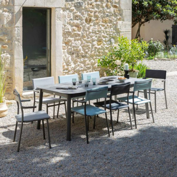 Table de repas Lafuma Mobilier extensible ORON hpl - 2 tailles 2 coloris
