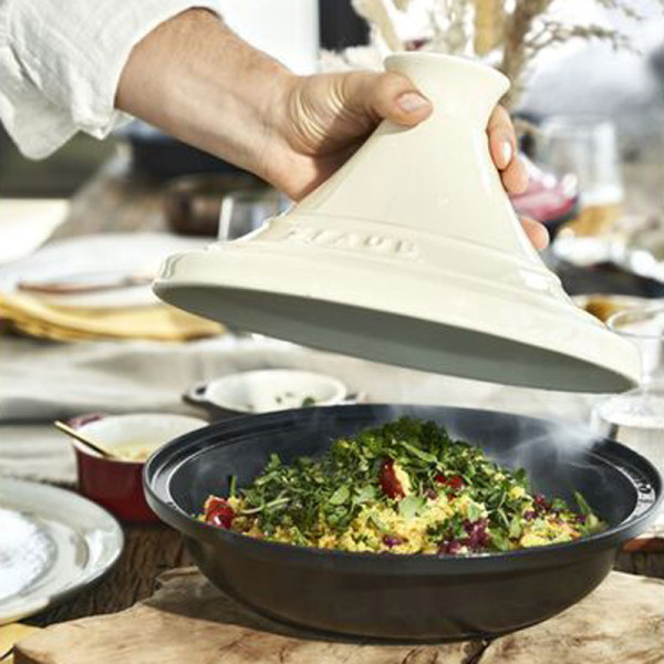 Tajine en fonte Staub 20cm crème